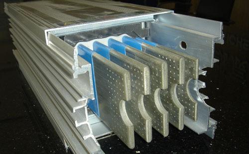 相比電纜，母線槽的技術性能優勢有哪些？